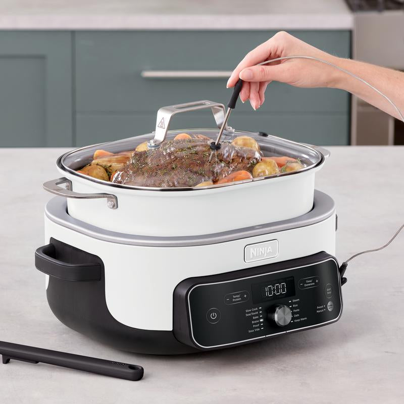 Ninja 17-In-1 Possiblecooker PRO plus with Smart Cook System, 8.5-Qt. MC2052CO